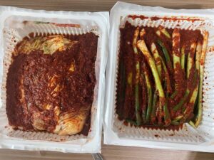 Read more about the article 선화동 매운 실비김치 택배 구매 솔직 후기